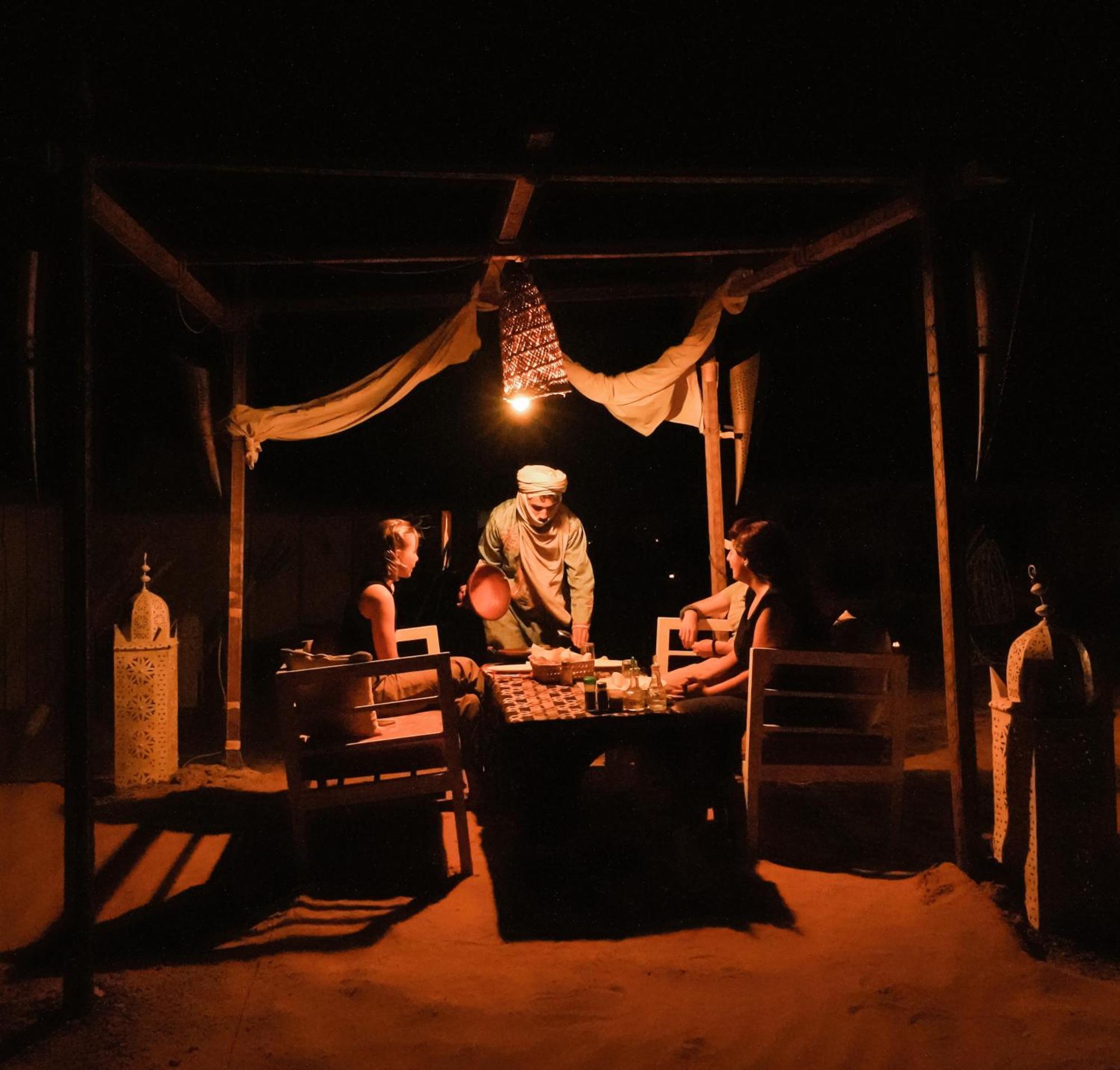 Horaz Merzouga Camp Ngoại thất bức ảnh