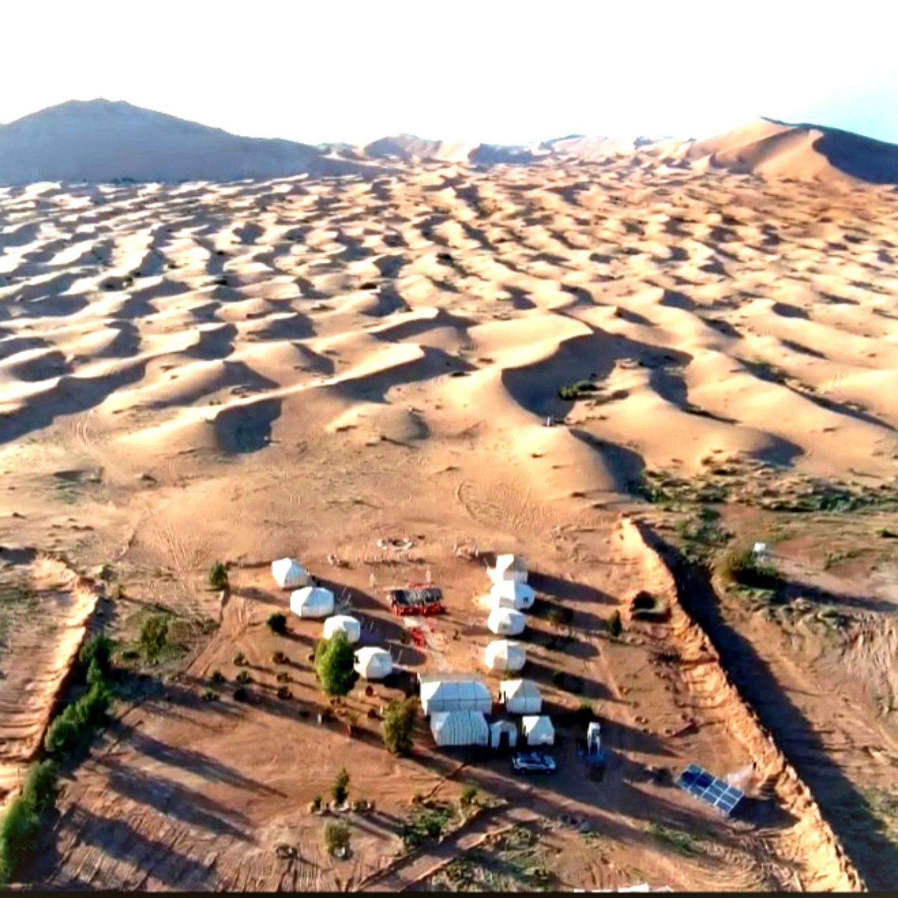 Horaz Merzouga Camp Ngoại thất bức ảnh